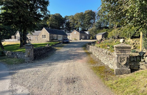 Biggar Cottage | Cottage for 6 in stunning rural location (Beech)
