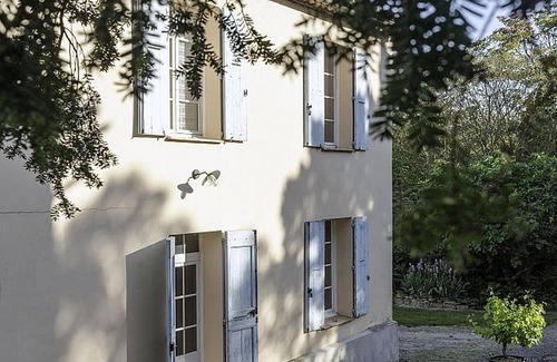 Villesiscle Cottage | Cottage for 6 people at Domaine de la Forçate with swimming pool in the park.