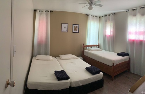 Sandy Hook Cottage | Cottage for rent in Gimli MB. Sanitized and Cleaned beetween bookings