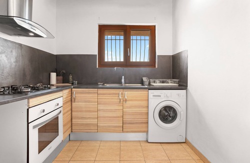 Roquebrune-sur-Argens House | Cottage "Gite Paul" with Private Terrace & Wi-Fi