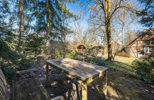 Eimke Cottage | Cottage 'Heidehygge - Mit Wald' with Private Terrace, Private Garden and Wi-Fi