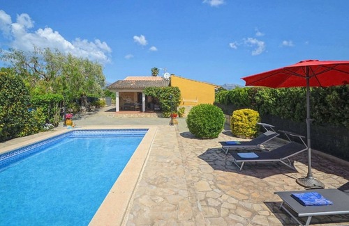 Buger House | Cottage in Búger with Private Pool & Views