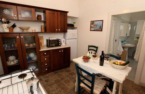 Cisternino Cottage | Cottage in Cisternino with Garden & BBQ