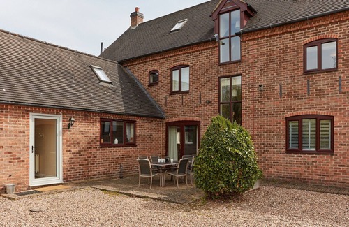 Dalbury Lees Cottage | Cottage in Derbyshire near Peak District Trails