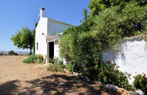 Algarinejo House | Cottage in Fuentes de Cesna with swimming pool