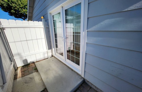 Village of La Jolla Apartment | Cottage in heart of la jolla with parking