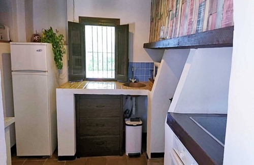 La Joya Cottage | Cottage in La Joya with Pool and Garden