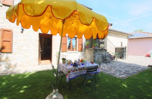 Apecchio Cottage | Cottage in Marche with Pool and Forest Views
