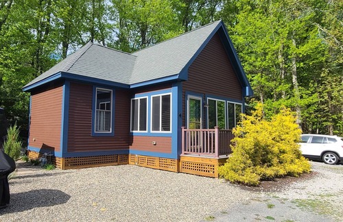 Summer Village Cottage | Cottage in Summer Resort just 45 minutes to Boston