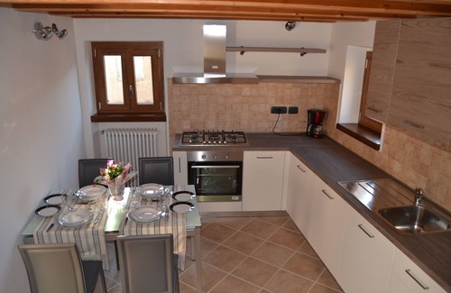 Castelletto House | cottage in the countryside in a quiet village for a relaxing holiday