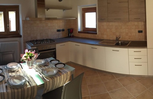 Castelletto House | cottage in the countryside in a quiet village for a relaxing holiday