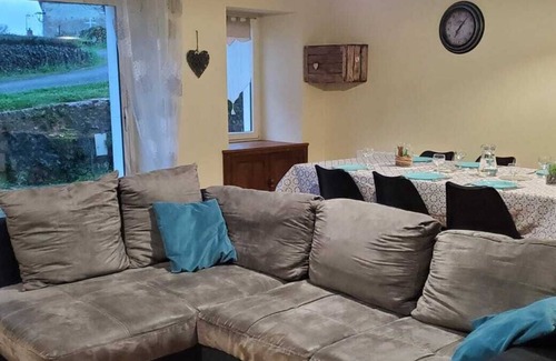 La Jaudonniere Cottage | Cottage in the countryside near the Puy du Fou, accepts pets