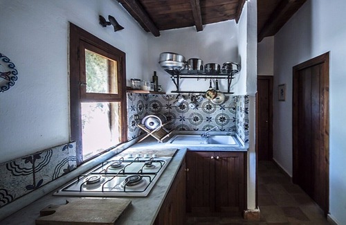 Terrasini Cottage | Cottage in the countryside with shared pool overlooking the sea