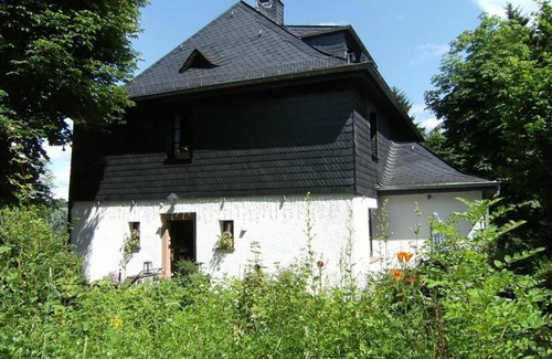 Daun Apartment | Cottage in the deer park - 2-bed apartment - non-smoking