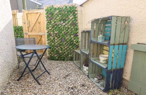 Trefor Cottage | Cottage in Trefor near Traeth Trefor Beach