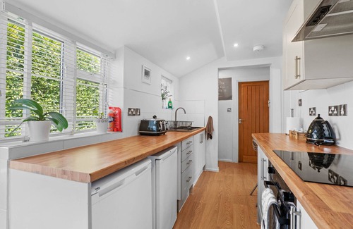 Evesham House | Cottage In Worcestershire