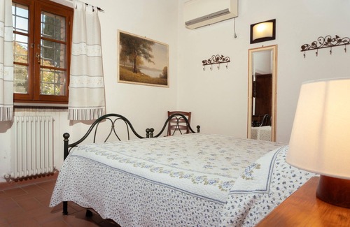 Rapale Other | Cottage 'Laura' with private garden and barbecue