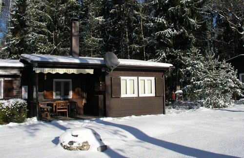 Neubau House | Cottage on the lake with lake view
