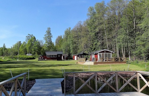 Nassjo Cabin | Cottage on lake plot with own dock, boat and sauna