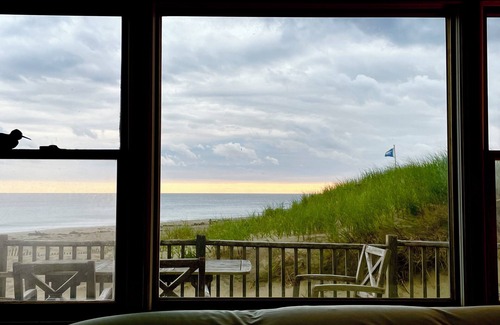 Smith Point House | Cottage on the beach in Smith Pt. Ocean, Bay and Sunsets.