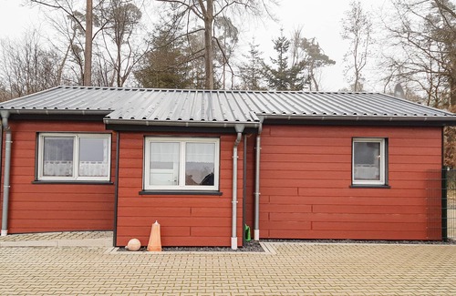 Alflen House | Cottage on the edge of the forest