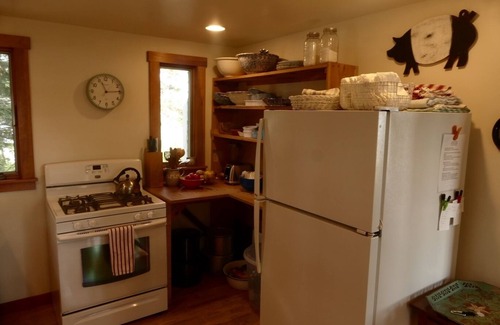 Spruce Head Cottage | Cottage on the Maine coast with stunning views and 245 ft of sandy waterfront