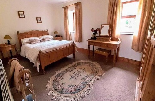 Garrykennedy House | Cottage, Portroe