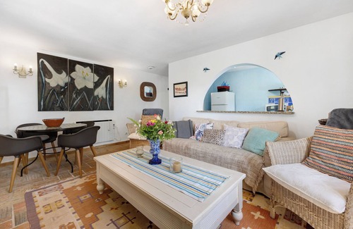 Farta Vacas Cottage | Cottage "Quinta das Achadas - Jasmine" with Pool, Wi-Fi, Terrace & Garden