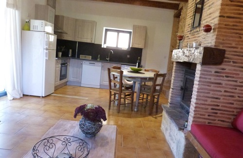 Capdrot Cottage | Cottage Roussille in Mompazier