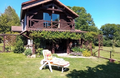 Bessines-sur-Gartempe Cottage | Cottage situated within beautifully Secluded Farmhouse.Stunning Heated Pool Area