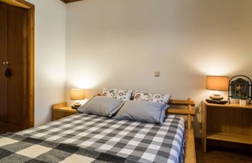 Alcobaca House | Cottage S. Vicente-3 in 1, historical tourism, religious and naturist stay