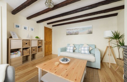 Castletown Cottage | Cottage sleeping 3 people located in Castletown