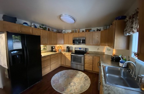 Calvin Cabin | Cottage style cabin, pet friendly, on 4 wooded acres. Sleeps 6-12 people.