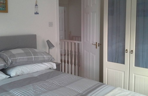 Colchester Cottage | Cottage Style house in a Central Location for all the local amenities