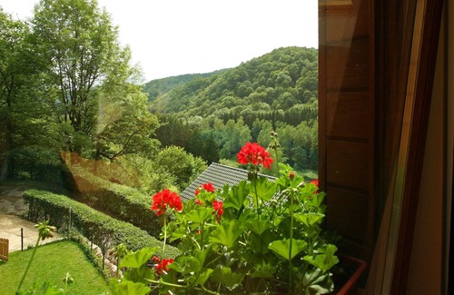 Aywaille House | Cottage with a terrace and a view of the valley.
