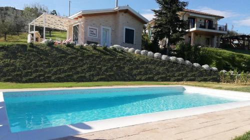 Citta Sant'Angelo House | Cottage with pool,views