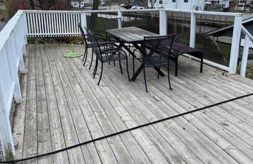 Port Dover Apartment | Cottage with Pool, Dock and close to Sandy Beach