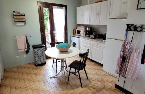 Osses Villa | Cottage with superb view of the Basque mountains