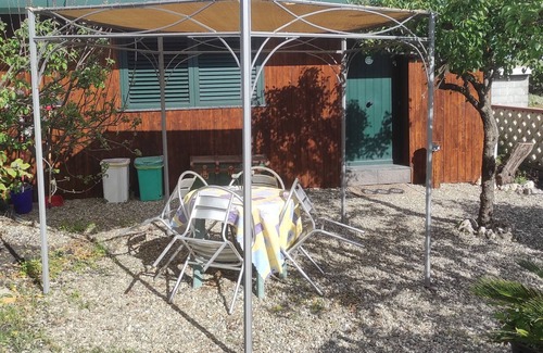 Santa Venerina Cottage | Cottage with swimming pool, surrounded by greenery between Taormina and Catania at the foot of Mount Etna