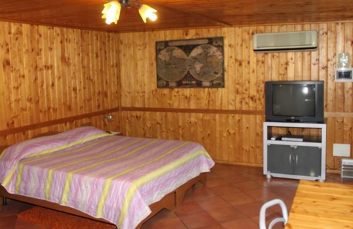 Santa Venerina Cottage | Cottage with swimming pool, surrounded by greenery between Taormina and Catania at the foot of Mount Etna