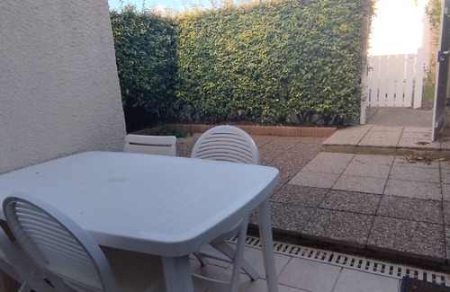 La Remigeasse House | Cottage with Terrace, Parking 800m from the Beach