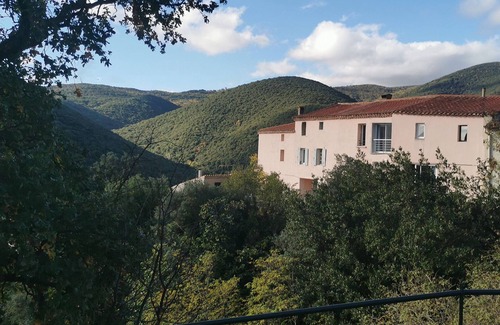 Felluns Cottage | Cottage with view of nature near Gorges de Galamus