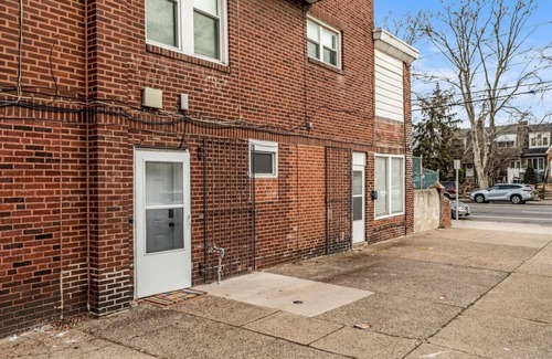 Delair Apartment | Cottman Retreat Free Parking