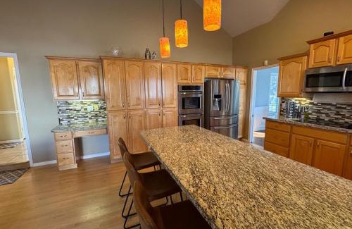 Cottonwood Heights House | Cottonwood Escape Ski Relax Unwind Private HotTub