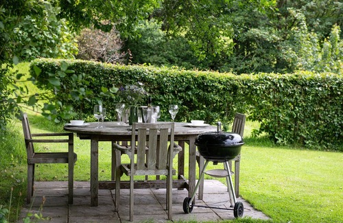 Combe Martin Cottage | Coulscott Peacock Cottage