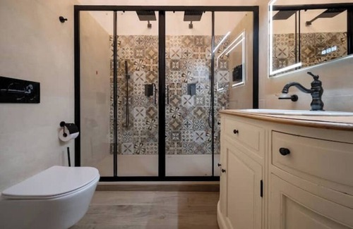 Lake Bracciano Apartment | "COUNT FERNANDO" Suite