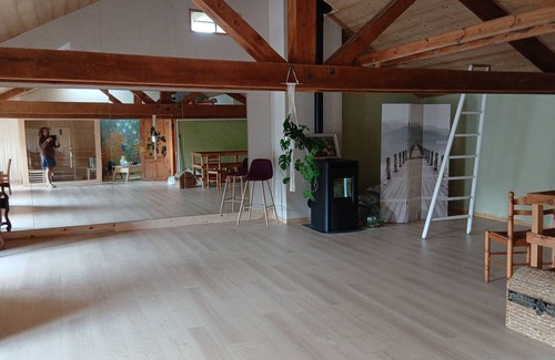 Saint-Christophe-dʼAllier House | Country House 'Nature Bien-être' with Mountain View, Shared Terrace and Private Garden