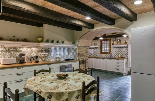 Llampaies House | Country House 'Cal Secretari' with Shared Pool, Private Terrace and Wi-Fi