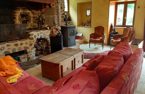 Egliseneuve-d'Entraigues House | Country Cottage/Gite - EGLISENEUVE D'ENTRAIGUES