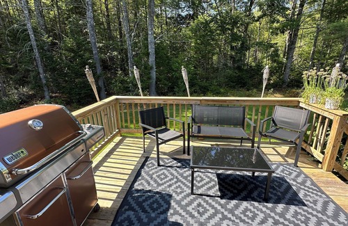 Searsport Apartment | Country Charm: Cozy getaway in delightful Searsport